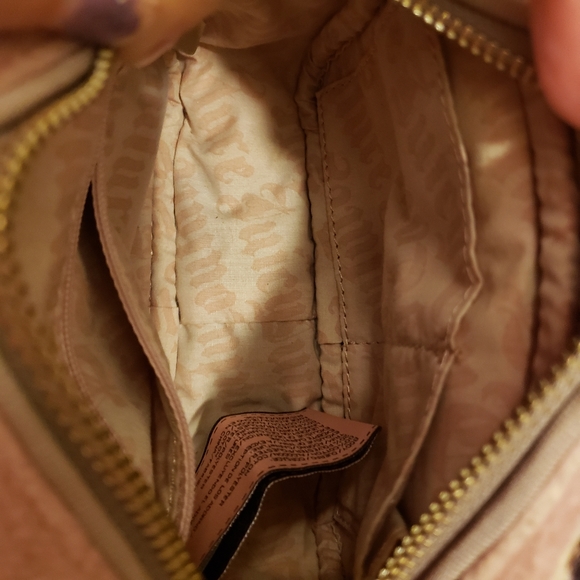 JUICY COUTURE Sequins Pink Gold Camera Crossbody - Picture 9 of 11